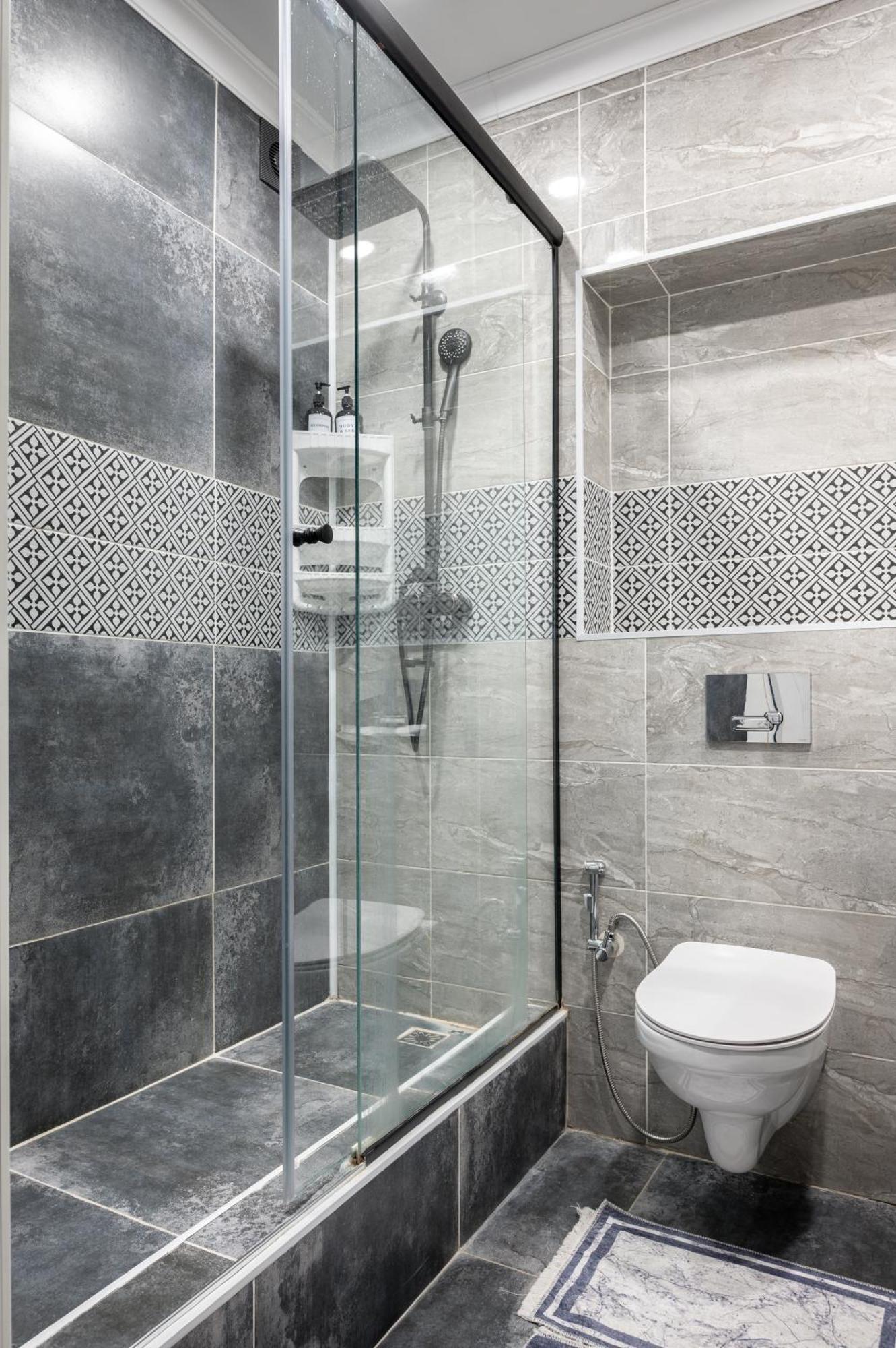 One Bedroom Apartment Next To Arbat In The Heart Of Almaty Exterior photo